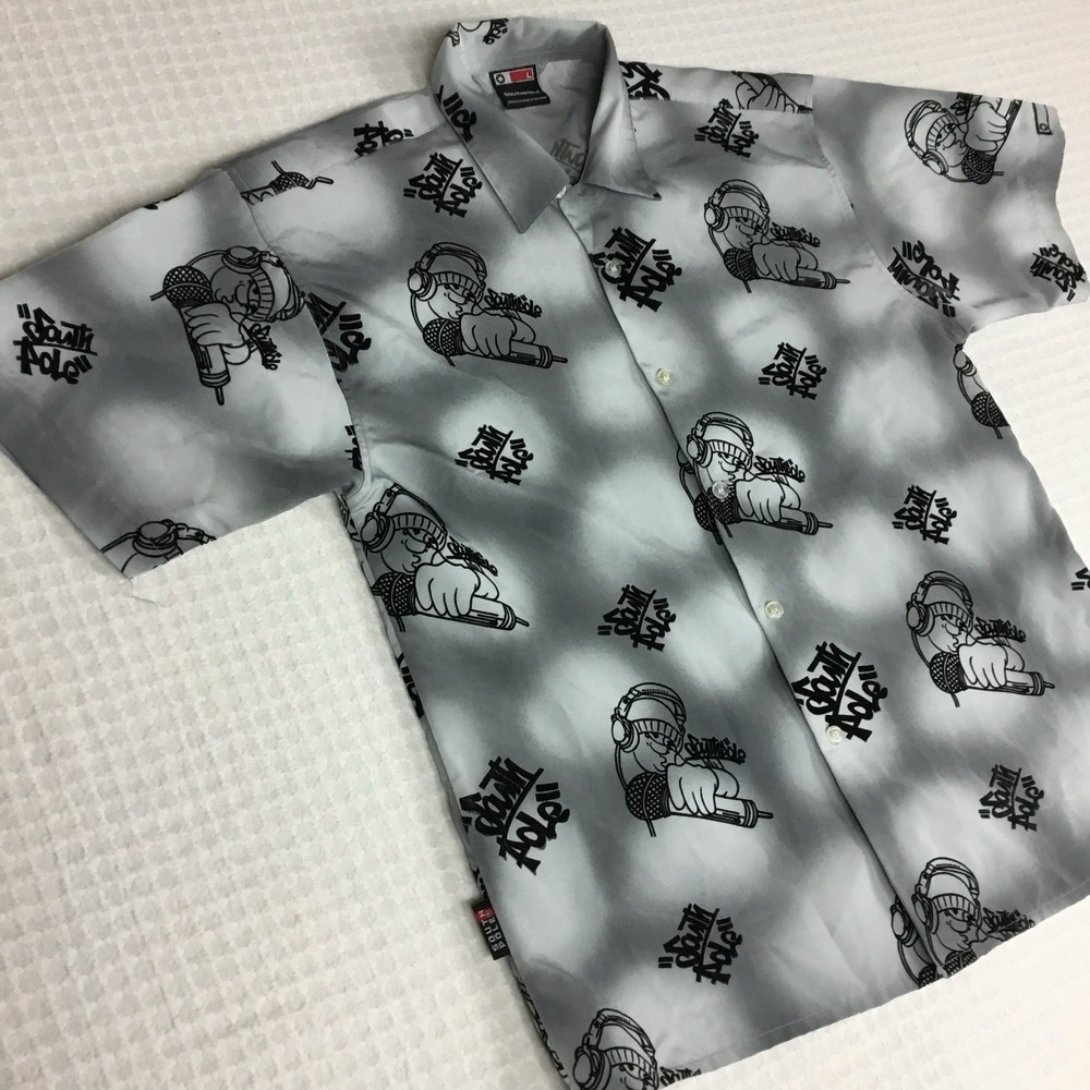 Southpole Mens Large Short Sleeve Button Up Shirt Gray Graffiti Hip Hop MC Print - Picture 8 of 10